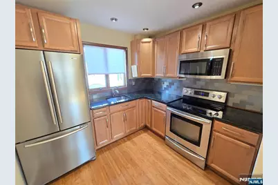 192 Hackensack Street E #E, East Rutherford, NJ 07073 - Photo 9