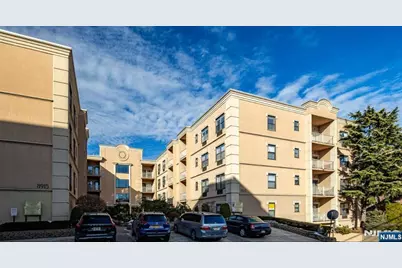 8915 Bergenwood Avenue 61 #61, North Bergen, NJ 07047 - Photo 3