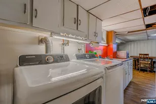 44 South Dr, Rochelle Park Township, NJ 07662 - Photo 17