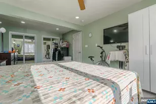 44 South Dr, Rochelle Park Township, NJ 07662 - Photo 11