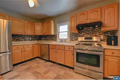 139 Sunset Avenue, Butler, NJ 07405 - Photo 9