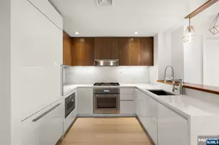 1000 Maxwell Ln 8A, Hoboken, NJ 07030 - Photo 3