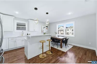 46 Eppirt Street 2 #2, East Orange, NJ 07018 - Photo 3