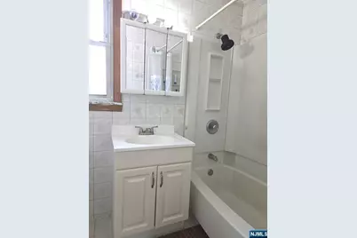 198 Wessington Avenue, Garfield, NJ 07026 - Photo 11