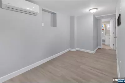 32 Dodd Street, East Orange, NJ 07017 - Photo 11