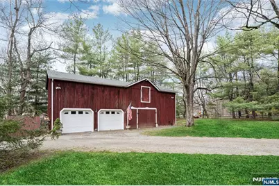 164 E Saddle River Road, Saddle River, NJ 07458 - Photo 33
