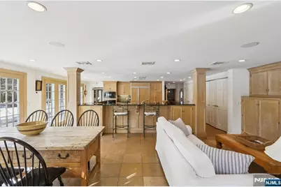 164 E Saddle River Road, Saddle River, NJ 07458 - Photo 7