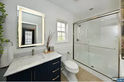 26 Large Avenue, Hillsdale, NJ 07642 - Photo 15