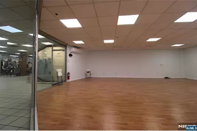 225 Broad Avenue 210 #210, Palisades Park, NJ 07650 - Photo 5