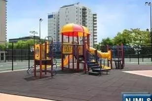 2000 Linwood Ave 17H, Fort Lee, NJ 07024 - Photo 25