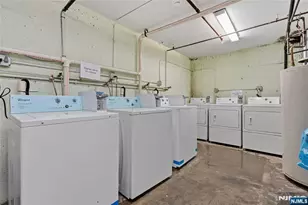 318 38th Street 407, Union City, NJ 07087 - Photo 17