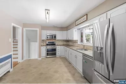 922 Wildwood Road, Oradell, NJ 07649 - Photo 13