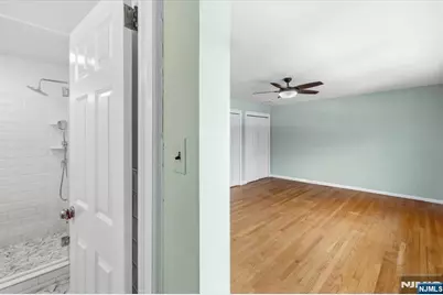 922 Wildwood Road, Oradell, NJ 07649 - Photo 15