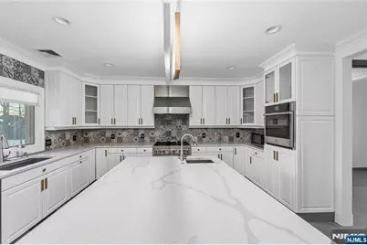 99 Ogle Road, Old Tappan, NJ 07675 - Photo 15