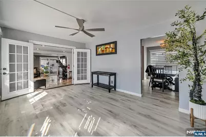 15 Furrey Place, Paterson, NJ 07522 - Photo 5