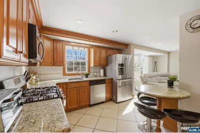 41 Woodland Road, Bloomfield, NJ 07003 - Photo 7