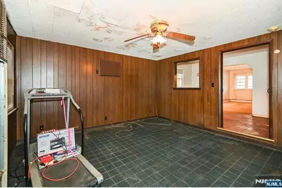 286 Ridgewood Boulevard, Washington Township, NJ 07676 - Photo 13