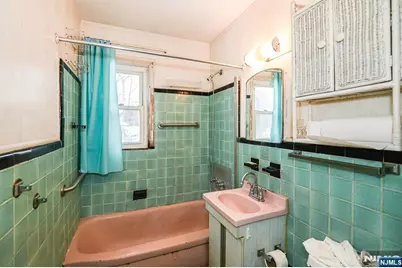 286 Ridgewood Boulevard, Washington Township, NJ 07676 - Photo 21