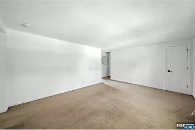 1244 Inwood B #B, Fort Lee, NJ 07024 - Photo 9