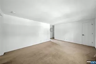 1244 Inwood B, Fort Lee, NJ 07024 - Photo 9