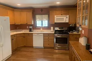 179 Clayton Terrace, Paramus, NJ 07652 - Photo 3