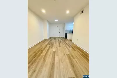 5 Monitor Street 202 #202, Jersey City, NJ 07304 - Photo 5