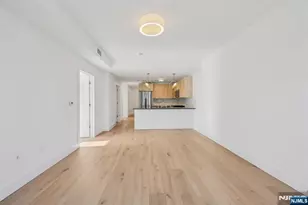 348 Baldwin Ave 209, Jersey City, NJ 07306 - Photo 3