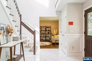 18 Cedar Ct, Closter, NJ 07624 - Photo 3