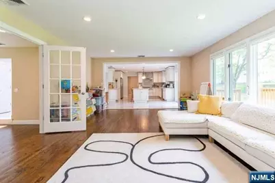 18 Cedar Court, Closter, NJ 07624 - Photo 5