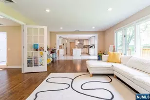 18 Cedar Ct, Closter, NJ 07624 - Photo 5