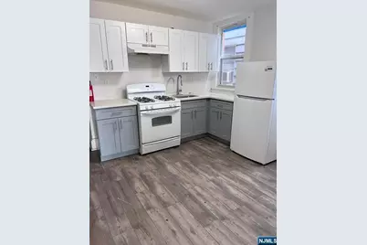 87 Rosa Parks, Paterson, NJ 07524 - Photo 5