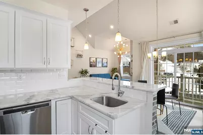 101 Autumn Court, Little Falls Township, NJ 07424 - Photo 11