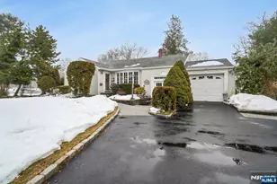 199 Honeysuckle Dr, Washington Township, NJ 07676 - Photo 3