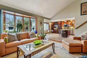 199 Honeysuckle Dr, Washington Township, NJ 07676 - Photo 7