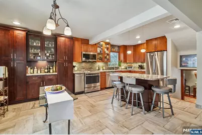 199 Honeysuckle Drive, Washington Township, NJ 07676 - Photo 5