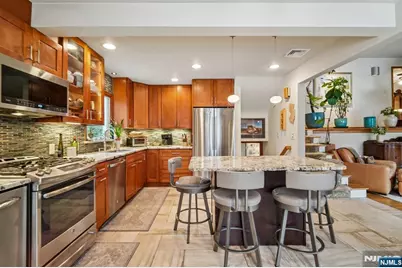 199 Honeysuckle Drive, Washington Township, NJ 07676 - Photo 11