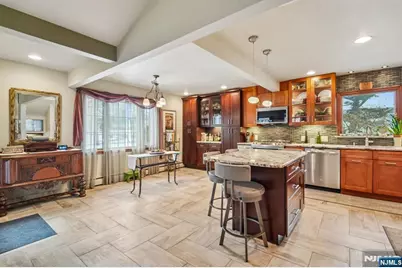 199 Honeysuckle Drive, Washington Township, NJ 07676 - Photo 7