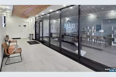 211 Baldwin Avenue 403 #403, Jersey City, NJ 07306 - Photo 9