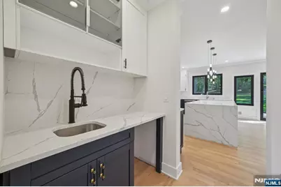 5 Foxcroft Drive, Livingston, NJ 07039 - Photo 7