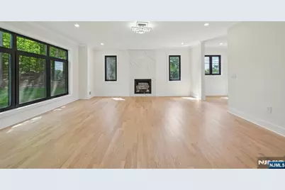 5 Foxcroft Drive, Livingston, NJ 07039 - Photo 13