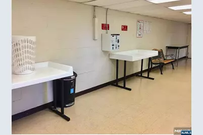 2320 Linwood Avenue 1F #1F, Fort Lee, NJ 07024 - Photo 13