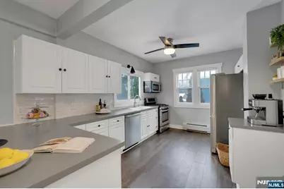 561 Lincoln Avenue, Glen Rock, NJ 07452 - Photo 11