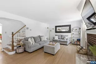 86 Knapp Pl, Englewood, NJ 07631 - Photo 5