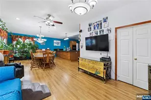 300 Spring Valley Rd, Paramus, NJ 07652 - Photo 11