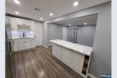 553 5th Avenue, Lyndhurst Township, NJ 07071 - Photo 11