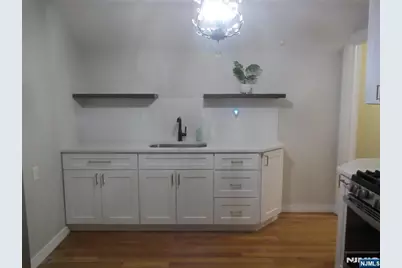 80 Carlton Avenue 2nd Fl #2nd fl, East Rutherford, NJ 07073 - Photo 9