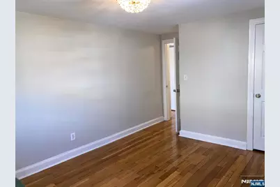 80 Carlton Avenue 2nd Fl #2nd fl, East Rutherford, NJ 07073 - Photo 7