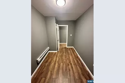 146 20th Avenue, Paterson, NJ 07501 - Photo 7