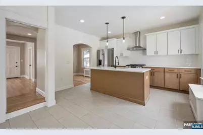 160 3rd Avenue, Hawthorne, NJ 07506 - Photo 11