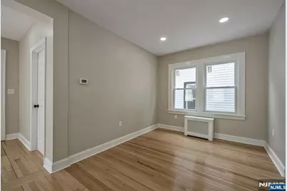 160 3rd Avenue, Hawthorne, NJ 07506 - Photo 7